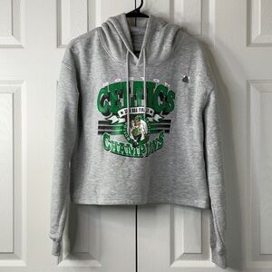 NBA Boston Celtics 2024 Champions Womens Cropped Hooded Sweatshirt Size L